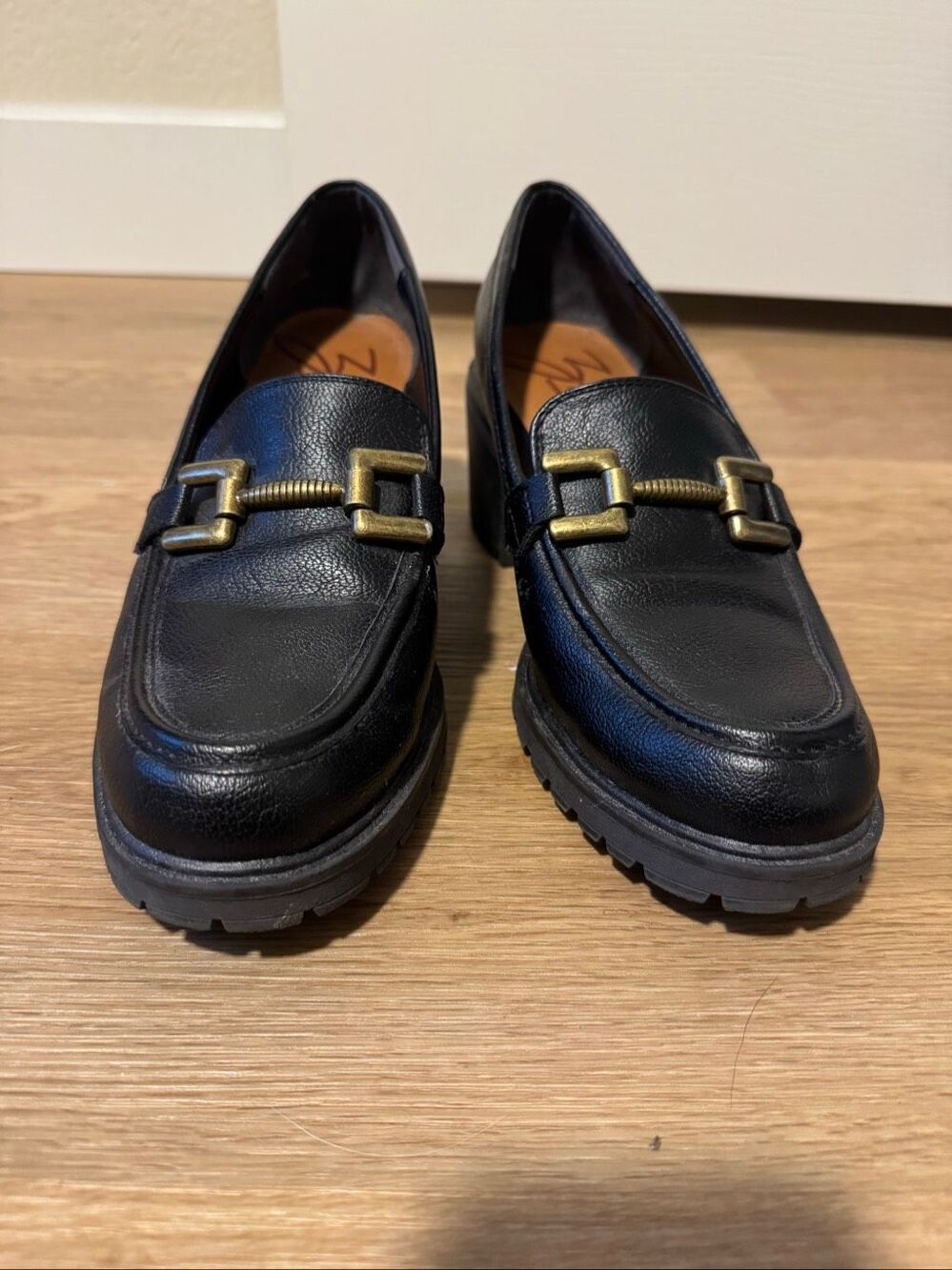 Zodiac Black Leather Horsebit Lug-Sole Loafers Women’s Sz 8